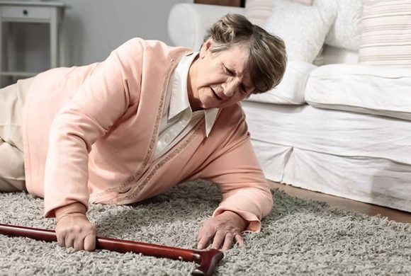 Anziani: Prevenzione delle cadute accidentali in casa